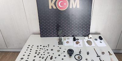 Tarihi Eser Kaçakçısı Şüpheli Baskınla Yakalandı