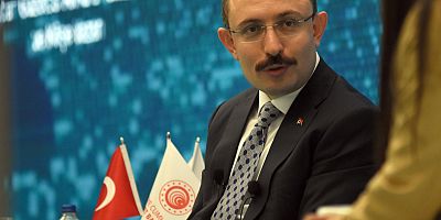 Ticaret Bakanı Muş, Kayseri’de Yapılan ‘Türkiye İhracat Seferberliği Zirvesi’ne Katıldı