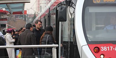 Toplu Ulaşımda Türkiye Geneli Geçerli Olacak TRKart Hazırlığı