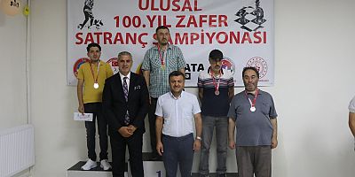 Ulusal 100'üncü Yıl Zafer Satranç Turnuvası Sona Erdi
