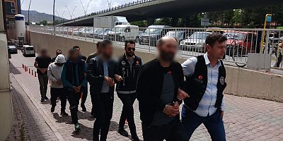 ‘Uyuşturucu Ticareti’ Suçundan Yakalanan 6 Kişi Adliyeye Sevk Edildi
