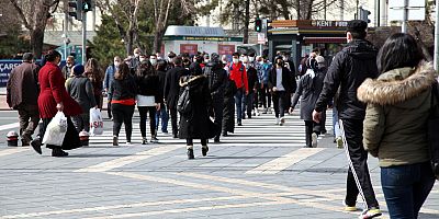 Vaka Sayılarının Arttığı Kayseri'de Caddelerde Yoğunluk