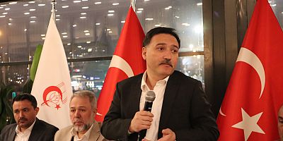 Vali Gökmen Çiçek: Al Bayrağımız Özgür ve Hür Bir Şekilde Dalgalanıyor