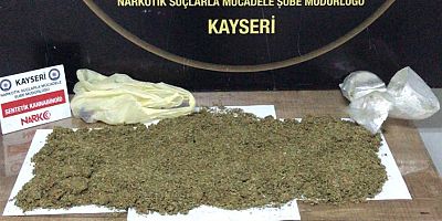 Valizin Astarı Gizlenmiş Uyuşturucu Polis Tarafından Bulundu