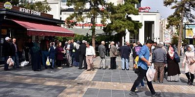 Vatandaşlar, Kayseri Kent Ekmek Fiyatlarına Yapılan Zammın Geri Alınmasını İstiyor