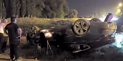 Virajı Alamayan Otomobil Takla Attı: 2 Yaralı
