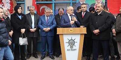 Yahyalı’da Miting Havasında Seçim Bürosu Açıldı
