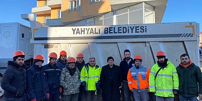 Yahyalı’dan Kahramanmaraş’a Hafriyat Temizliği İçin 24 Kamyon Gidiyor
