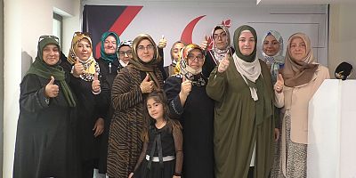 Yeniden Refah Partisi Hanım Kolları, Aşure İkramında Bulundu