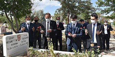 Yeşilhisar ve Tomarza'da Gaziler Günü Kutlandı