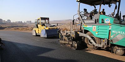 Yeşilyurt Mahallesi’nde Asfalt Çalışması