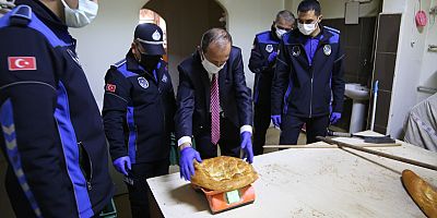 Zabıta Ekiplerinden Fırınlara Maske ve Hijyen Denetimi